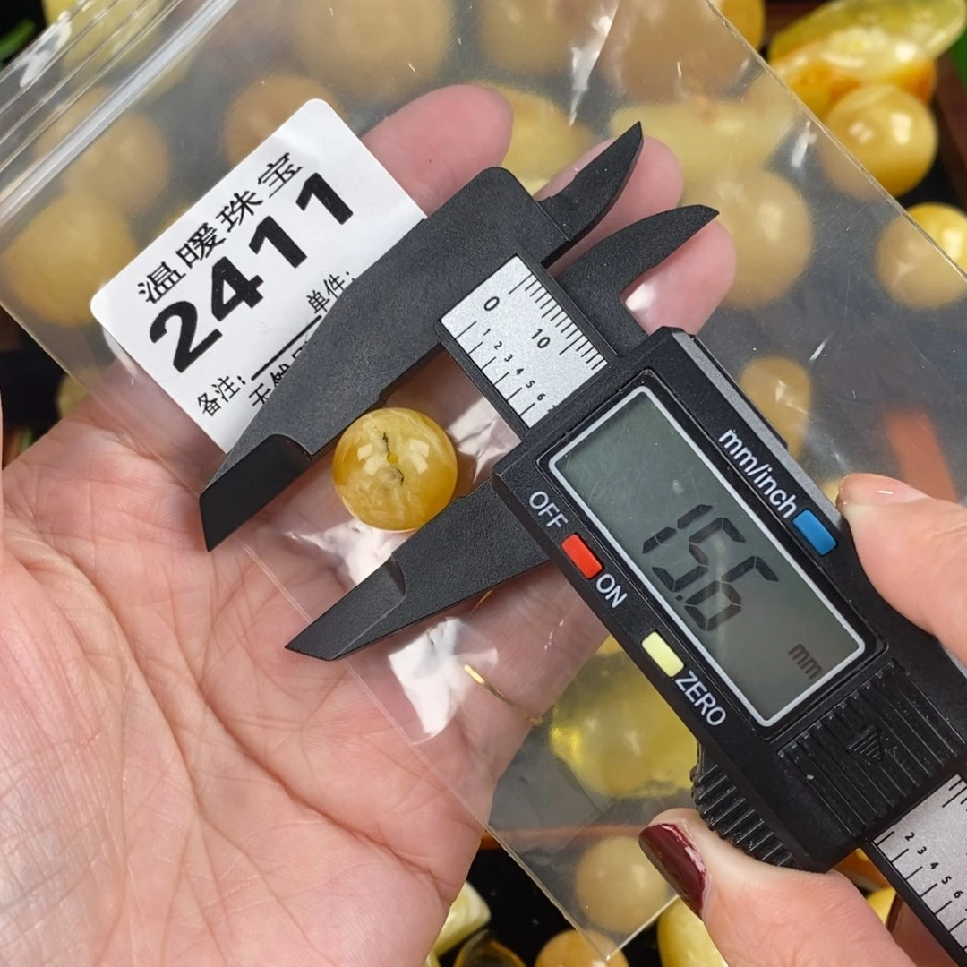 琥珀未镶嵌珠宝奇石裸石
