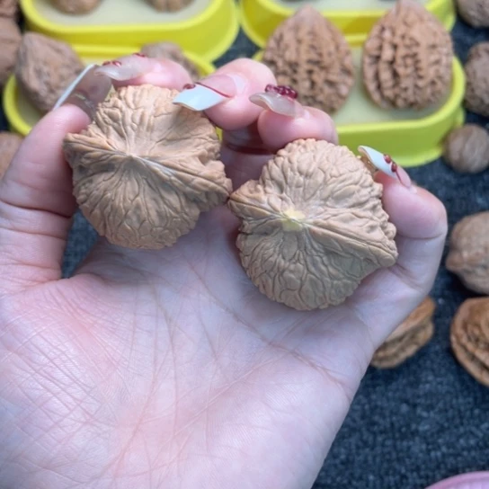 吊坠文玩核桃泥鳅背038