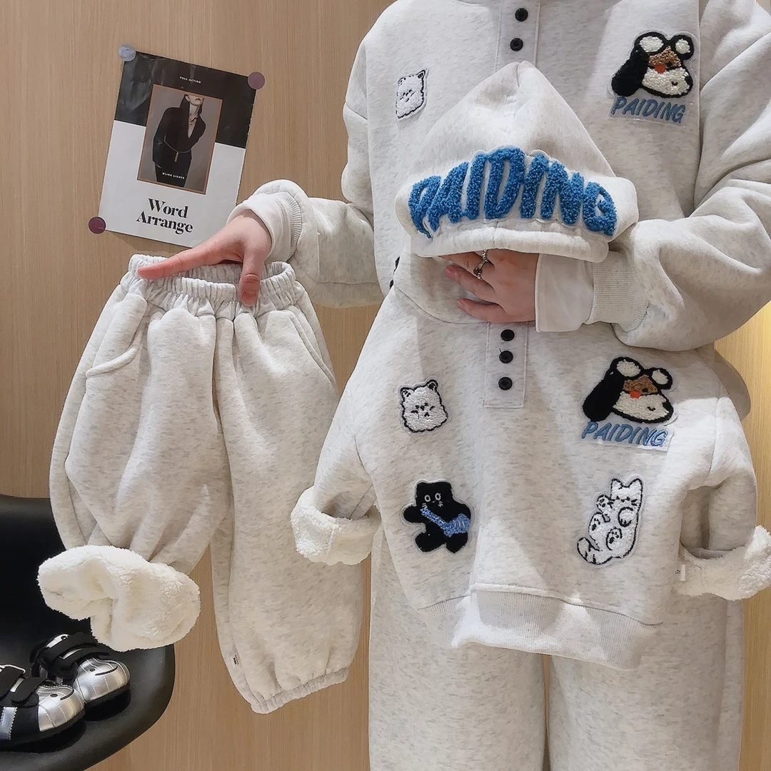 【现货加厚】2025新款加绒贴布玩偶立体韩版洋气休闲韩版男女童卫衣