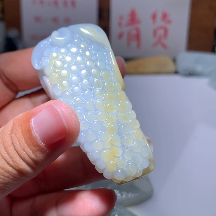翡翠未镶嵌颈饰保真天然A货翡翠
