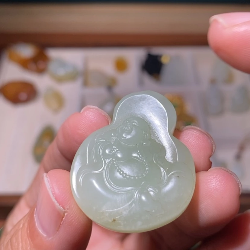【闪购商品】颈饰未镶嵌和田玉