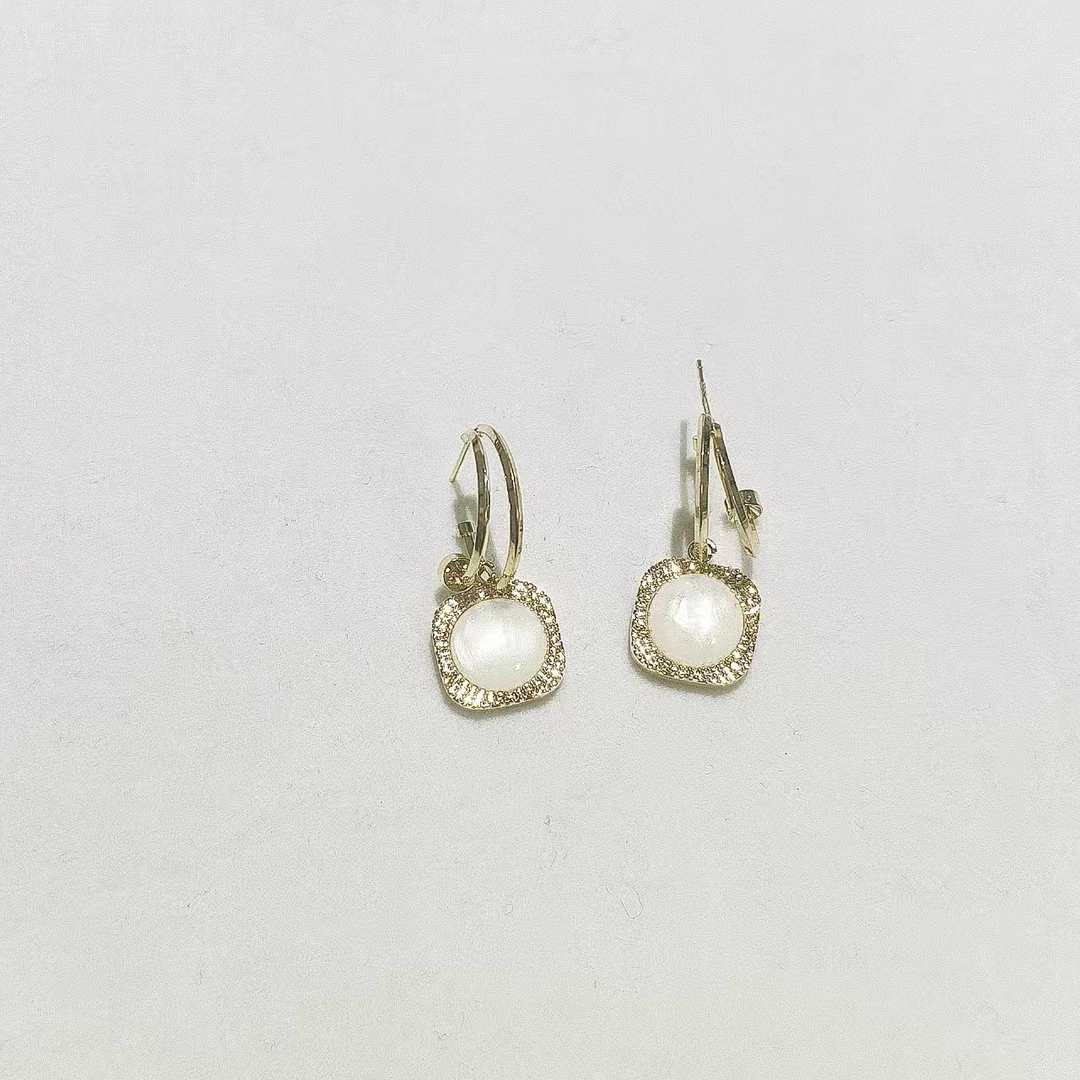 铜合金合成锆石耳饰  饰品A214