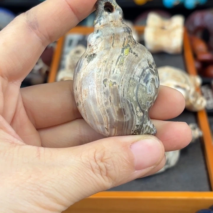 Z***y玛瑙/玉髓未镶嵌颈饰