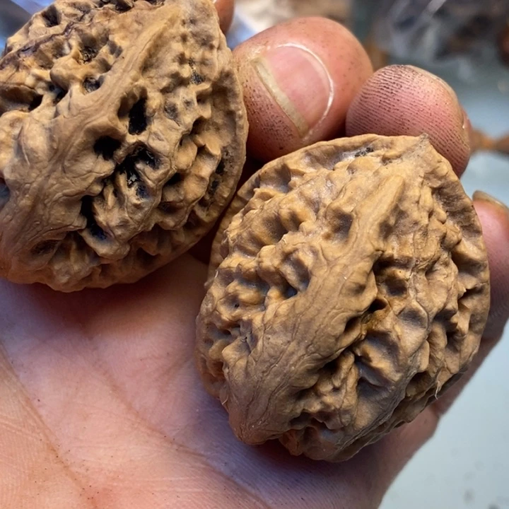 文玩核桃吊坠娜姐208