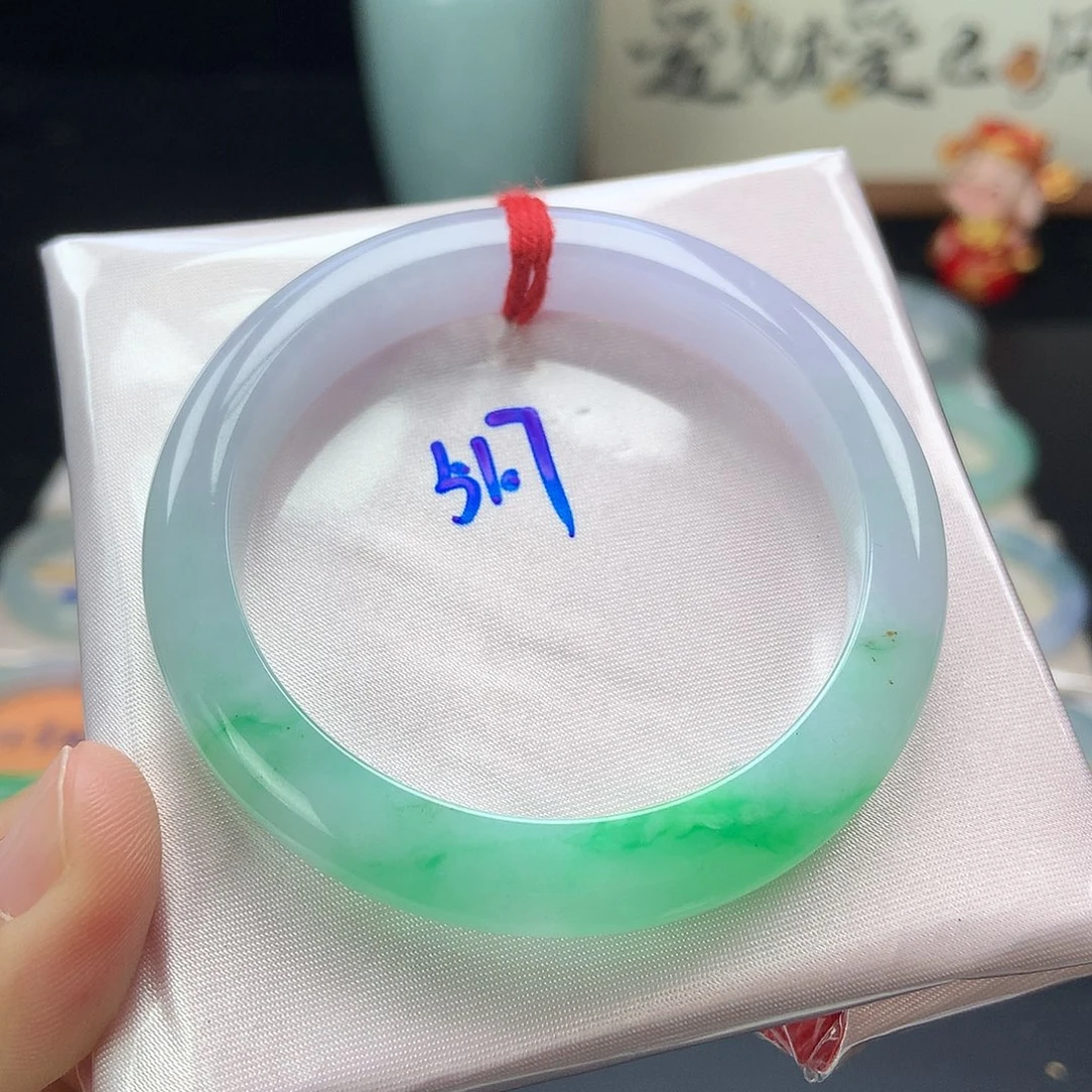 翡翠未镶嵌手镯9号春彩