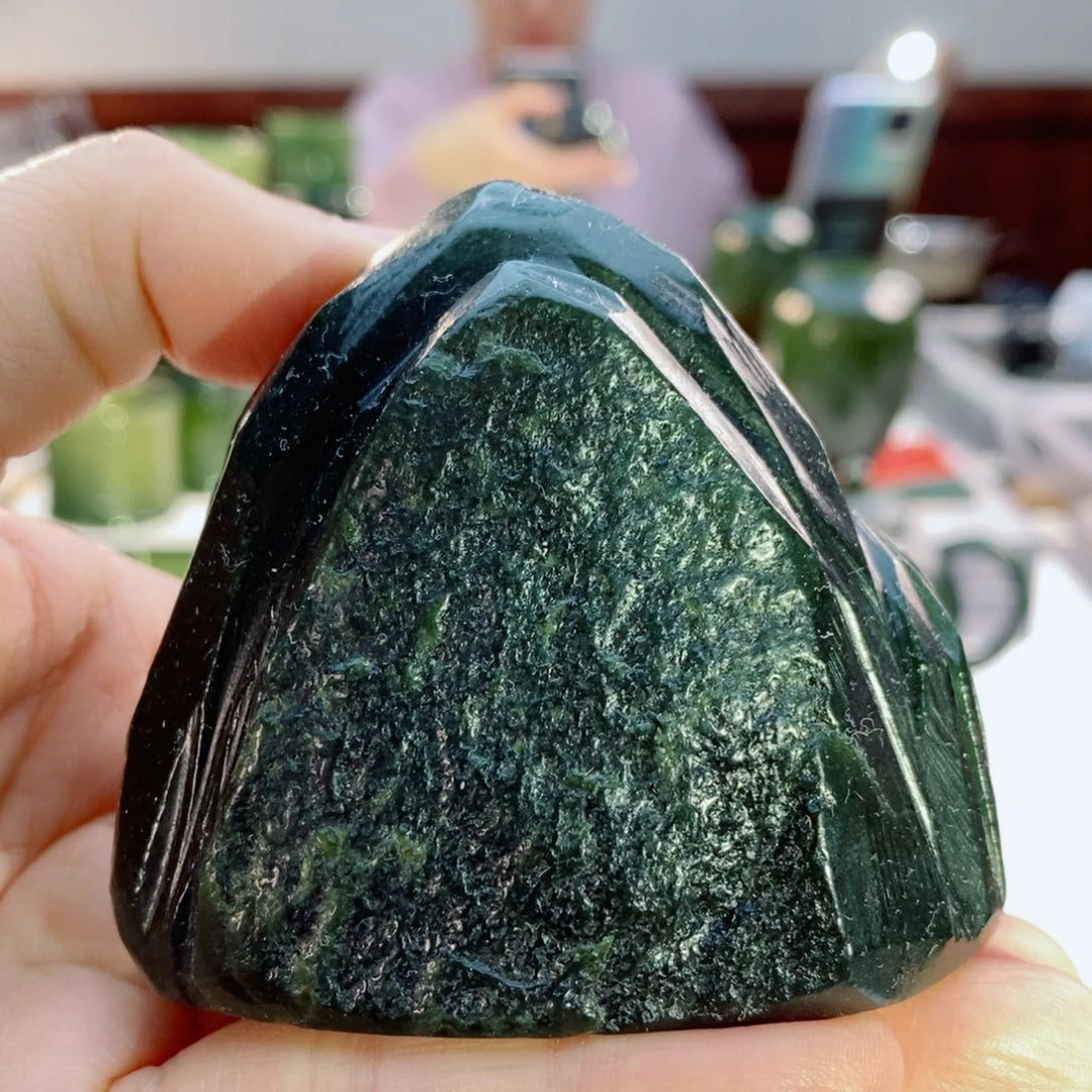 未镶嵌和田玉摆件香****馆