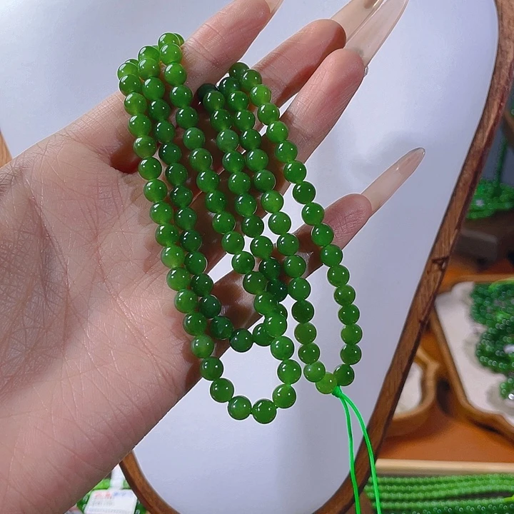 素***念和田玉（碧玉）未镶嵌颈饰6