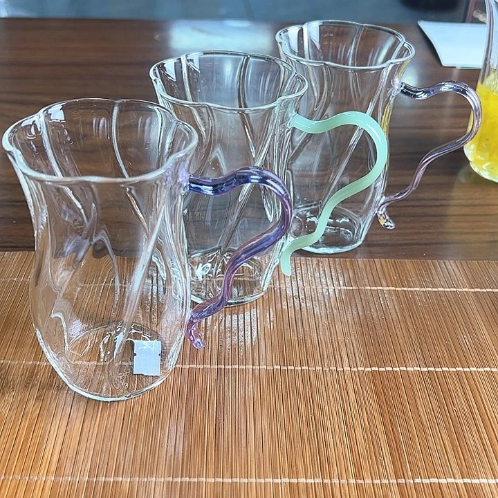 莲花飘带绿茶杯一只装