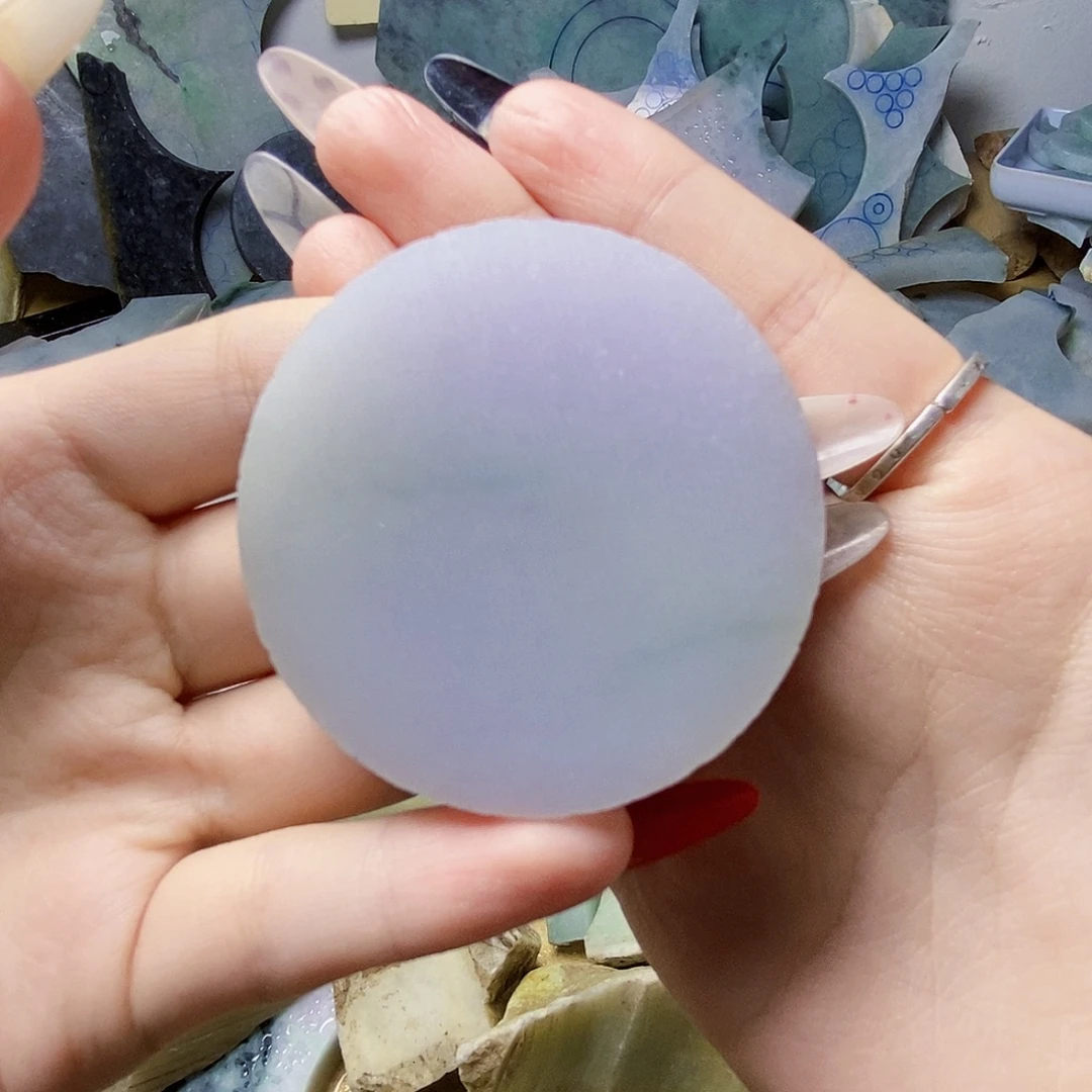 咸***牙翡翠未镶嵌颈饰翡翠