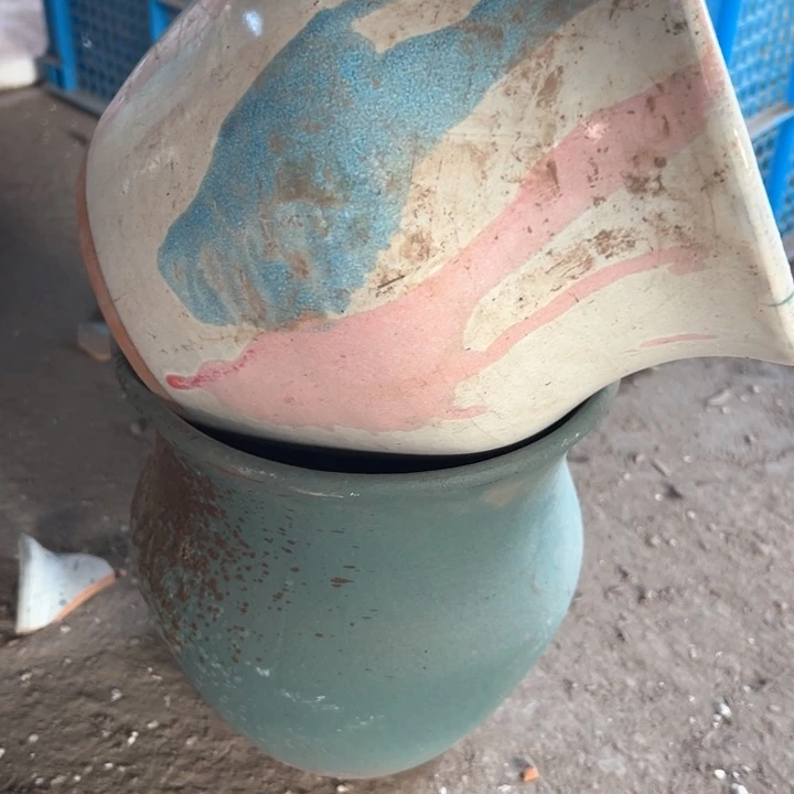 红陶瑕疵18-19两个