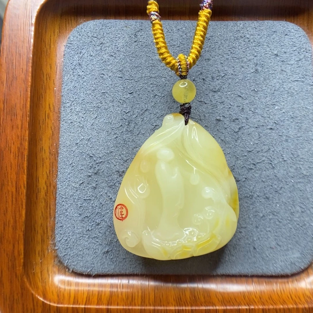老***原蜜蜡未镶嵌颈饰郎