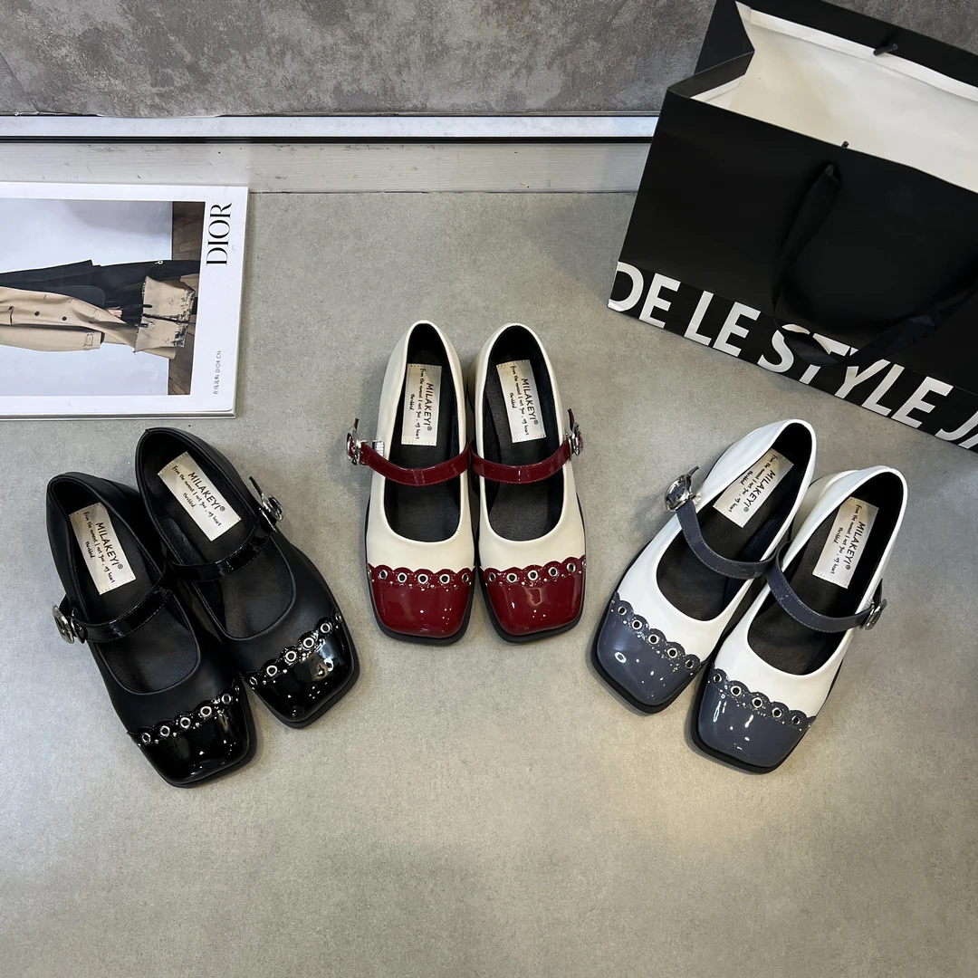 2025年春夏季新款时尚百搭一字带排扣透气爆款软底增高全包玛丽珍