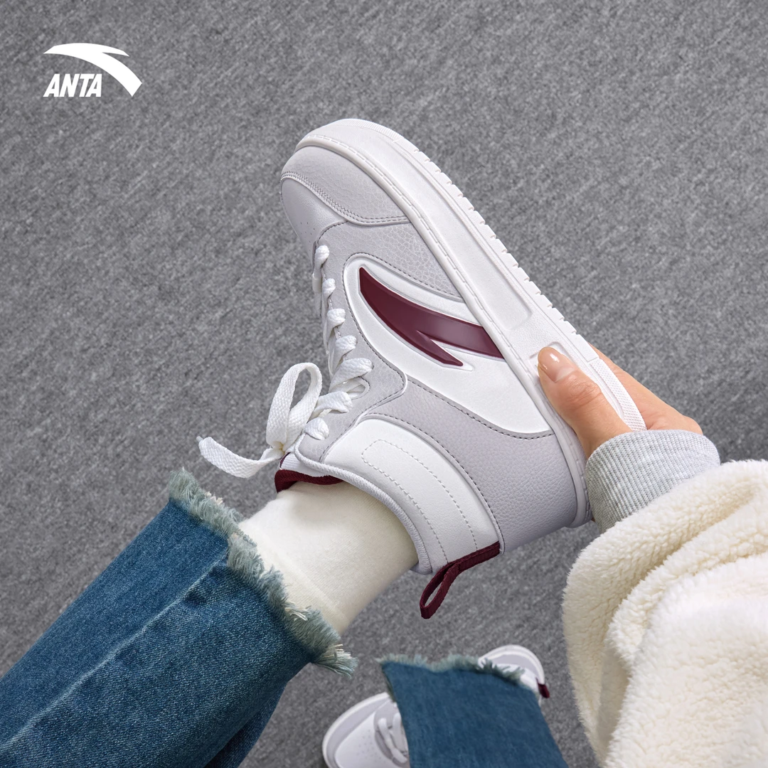 安踏女鞋高帮板鞋小白鞋学生百搭新款潮流2025秋季新款爆款运动鞋