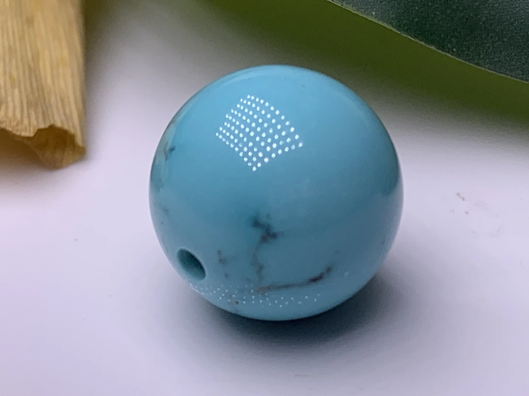 （何姐绿松石）原矿原矿高瓷蓝水草纹圆珠尺寸12m重2.4g珠宝玉石