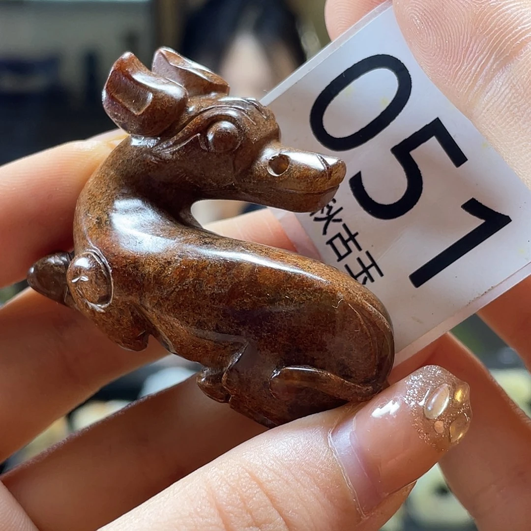 和田玉未镶嵌颈饰璞*