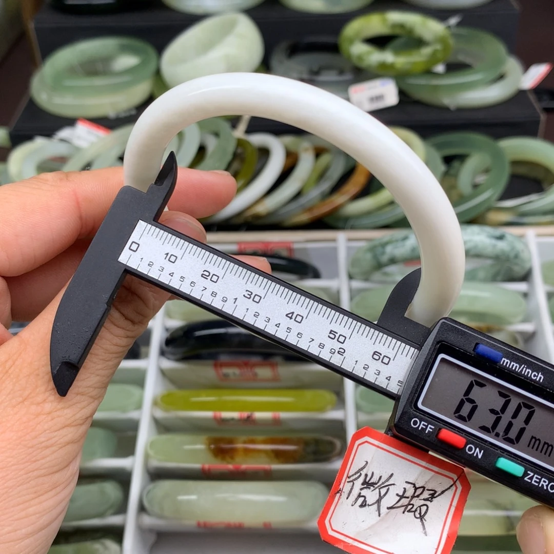 未镶嵌蛇纹石玉手镯854