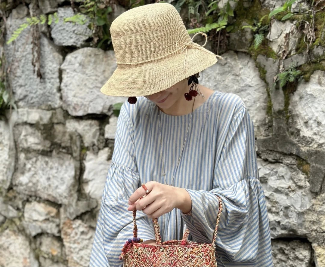 纯手工拉菲草帽子（原色不经过染色）