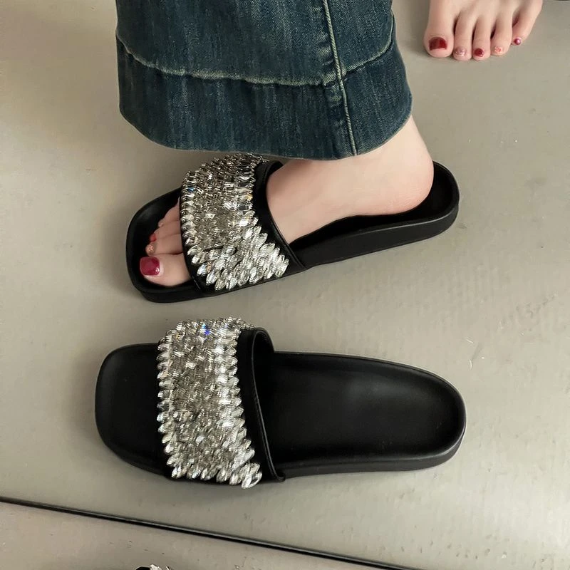 时尚百搭精致水钻厚底一字拖鞋女外穿2025夏季新款气质露趾凉拖鞋