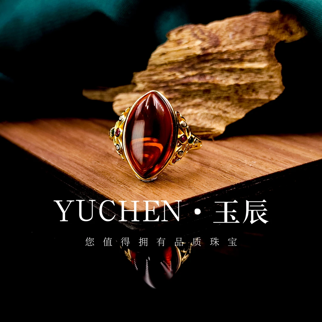 【魅力之眼】轻奢S925银镶嵌高净体琥珀血珀时尚复古戒指