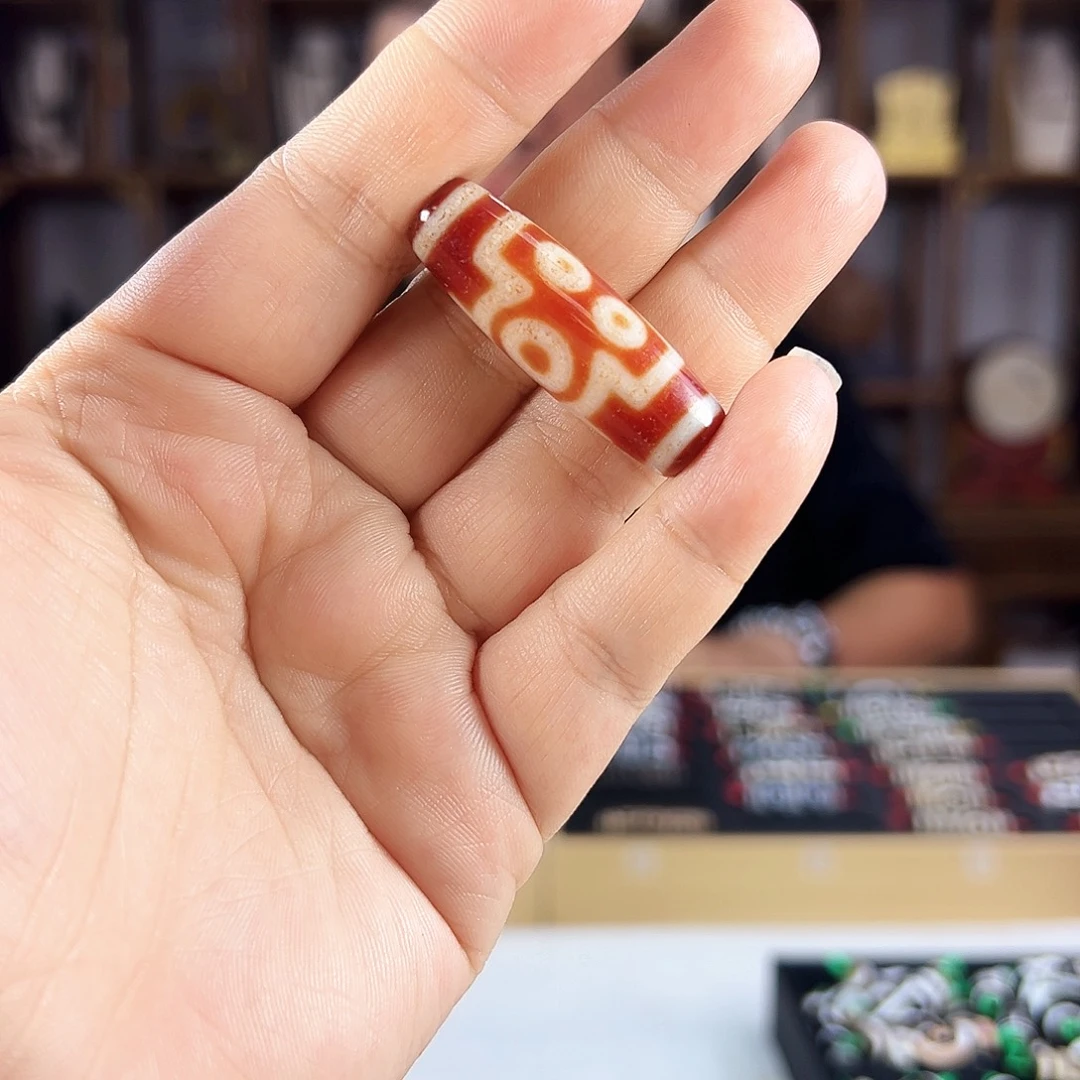 卷***妹合金颈饰玛瑙/玉髓