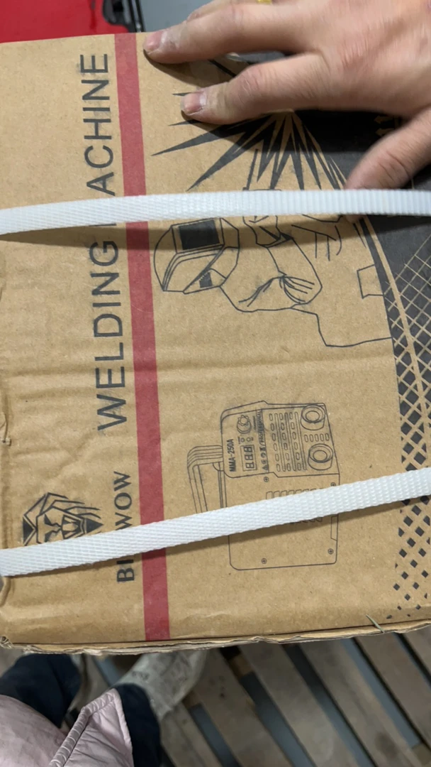 ZXT-250电焊机1台（带配件）