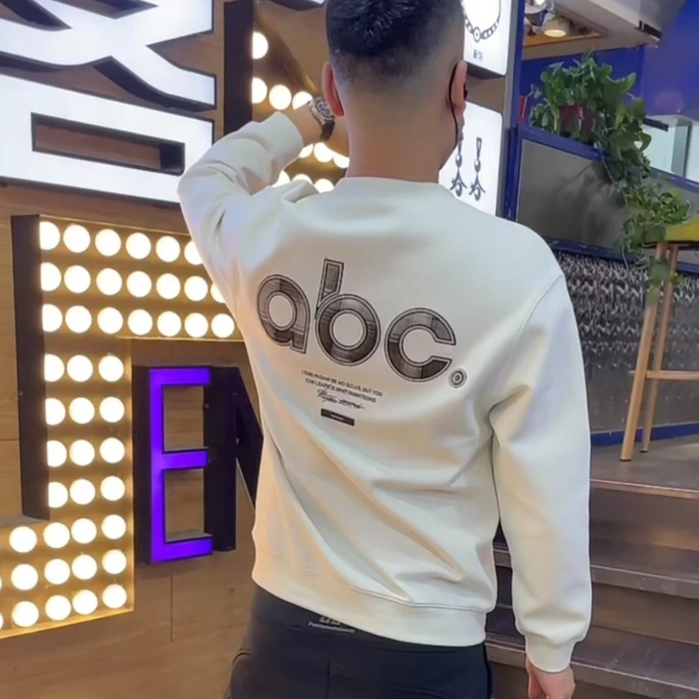 秋冬新款百搭男士圆领潮流字母印花经典卫衣创意休闲时尚上身衣服
