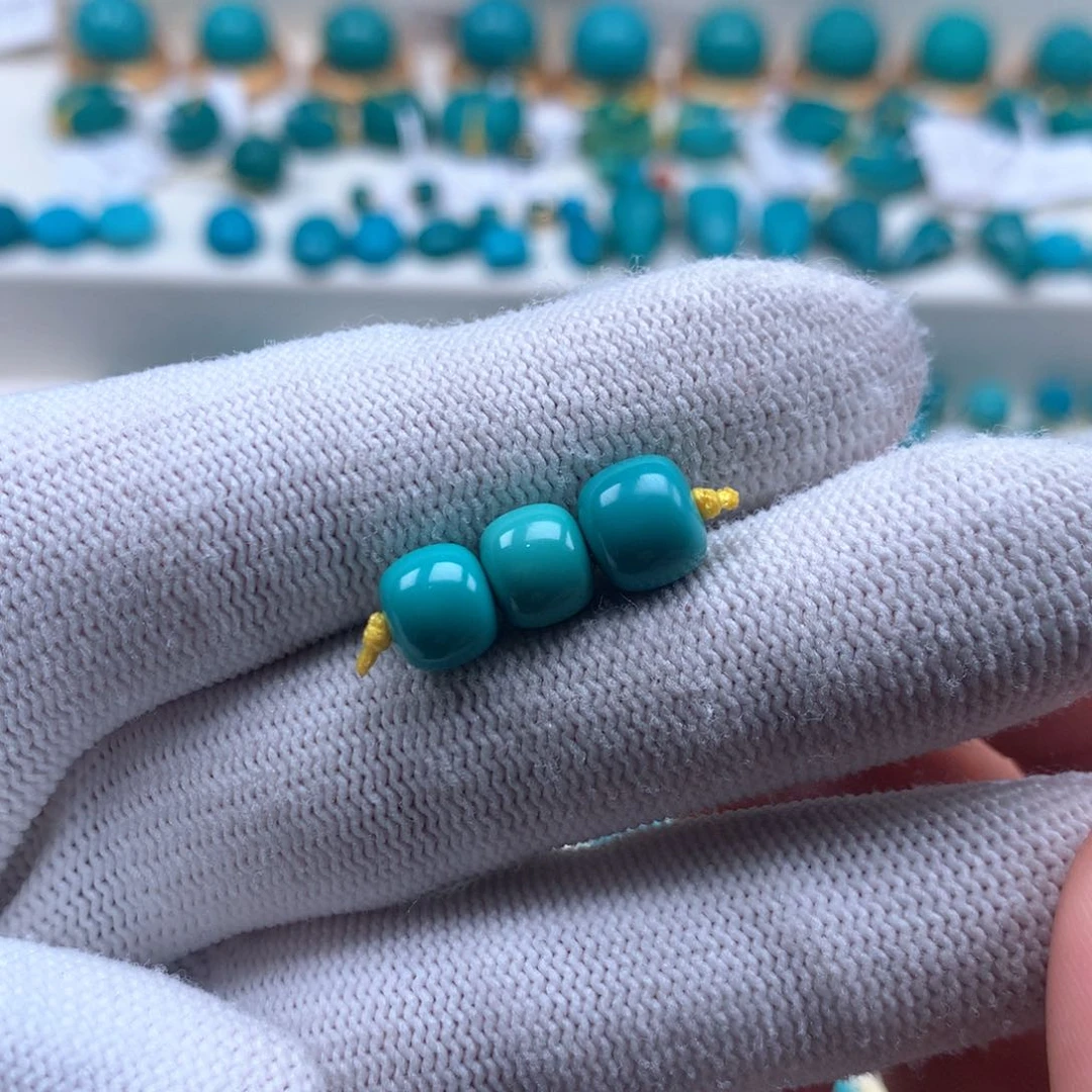 绿松石配饰未镶嵌