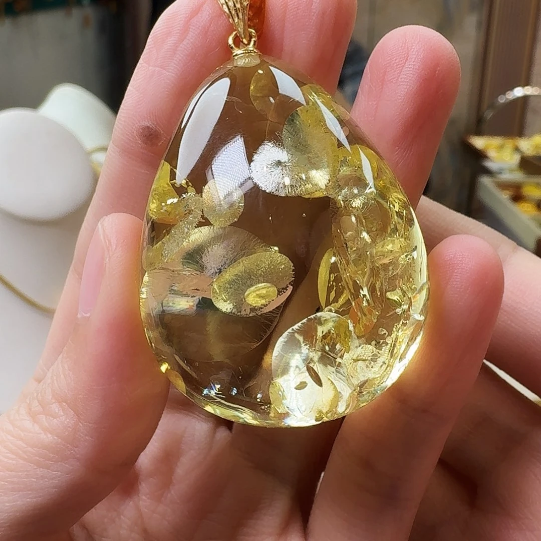 琥珀未镶嵌颈饰吊坠