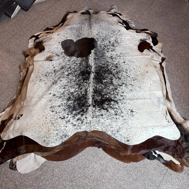 【本尼家】K1093 240×210cm专拍牛皮地毯家用轻奢