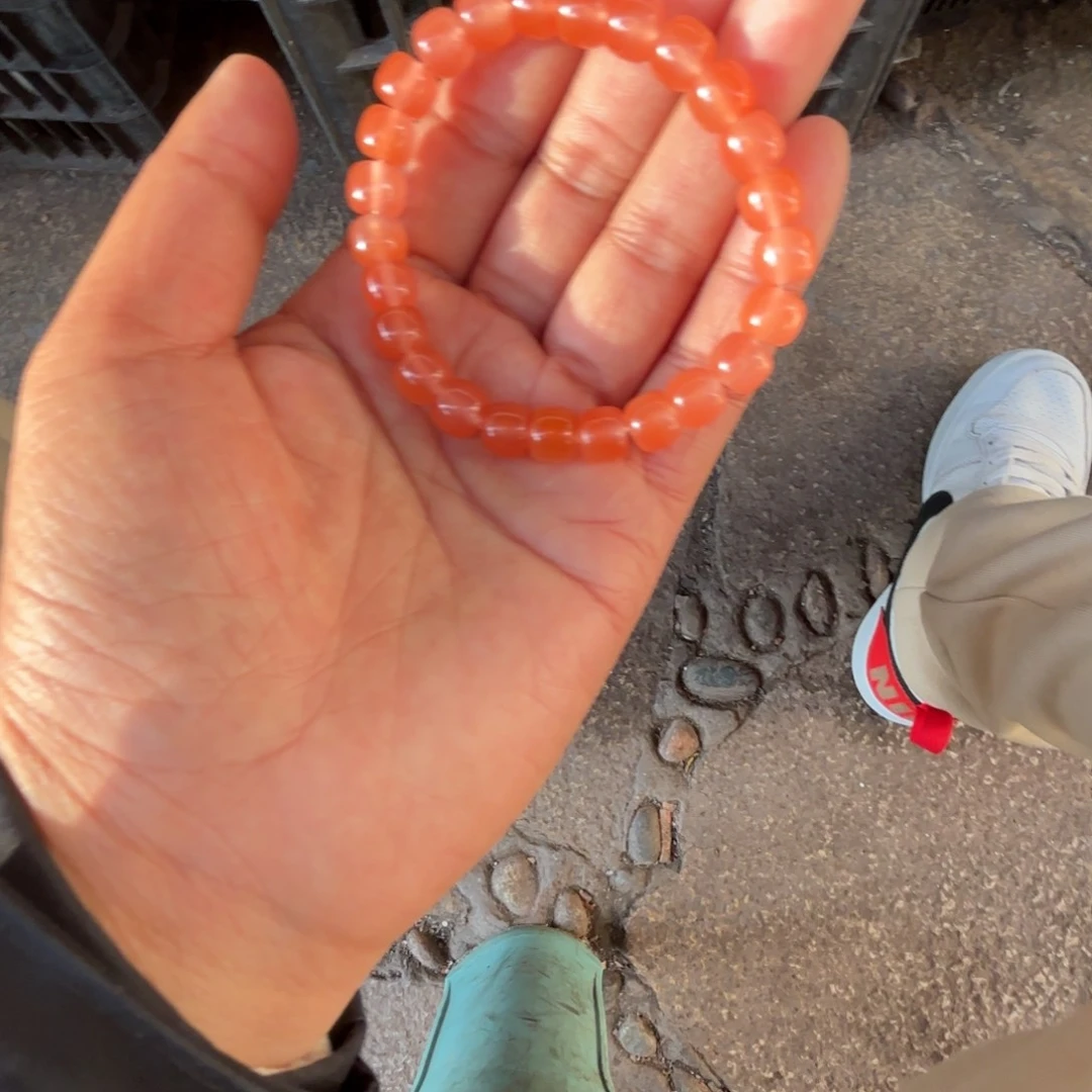 南红玛瑙颈饰未镶嵌默*