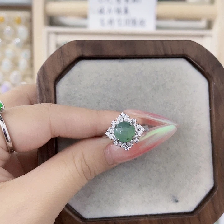 翡翠未镶嵌颈饰天然翡翠Ａ货