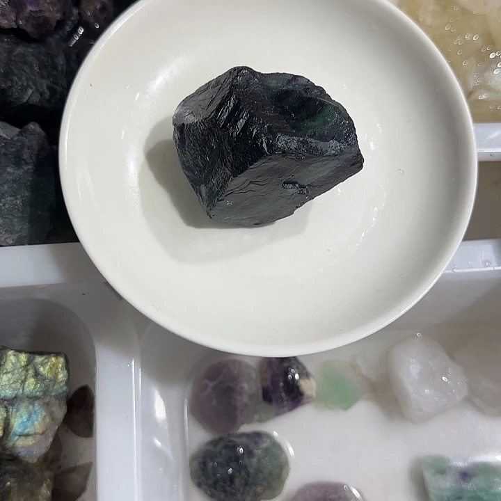 水晶未镶嵌水晶水晶