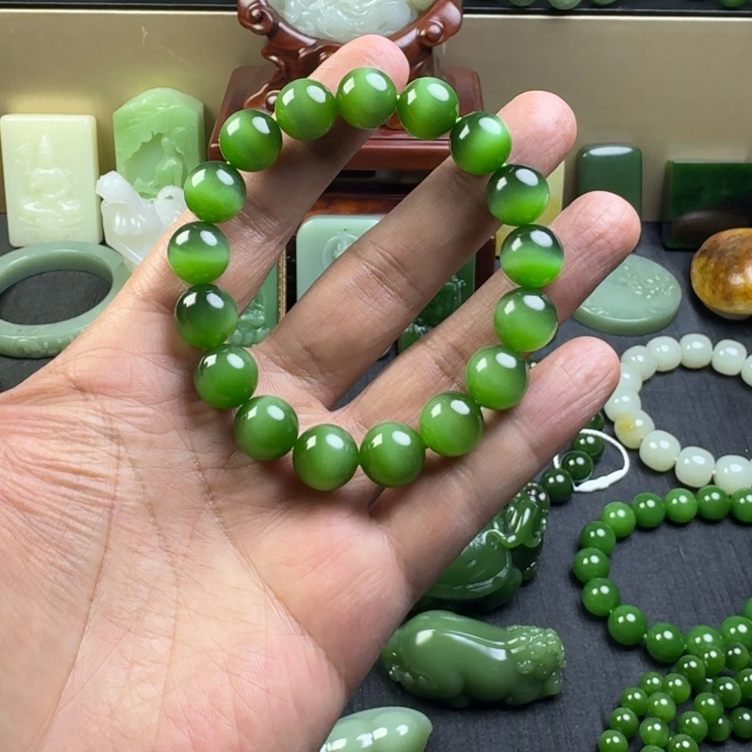 和田玉（碧玉）未镶嵌手链