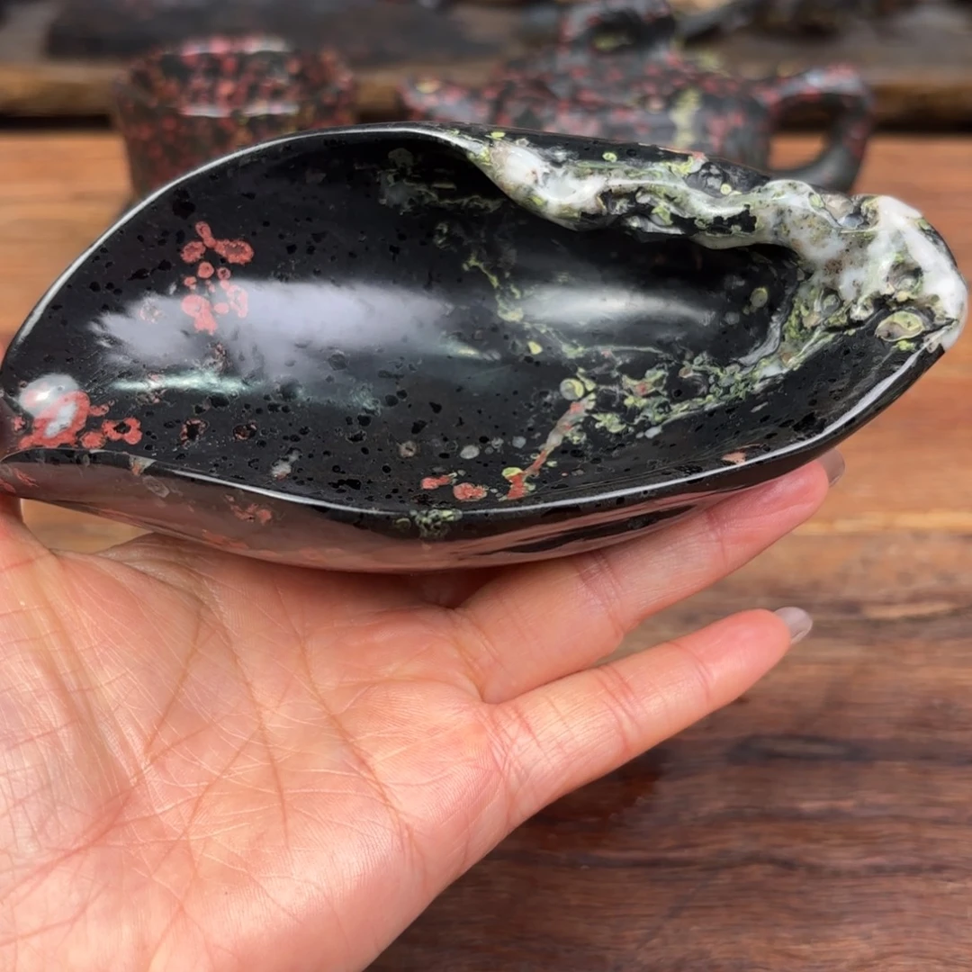 敏***名康能美玉瓷安山玉