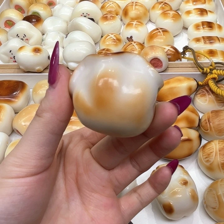 白玉菩提把件2.18.61象牙果把件煎饺微瑕