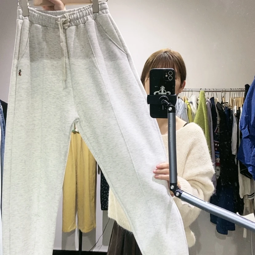 【闪购商品】灰色卫裤