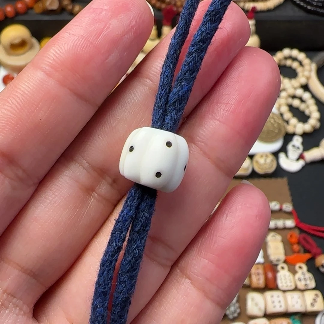 树脂制品冰***啡念珠配饰