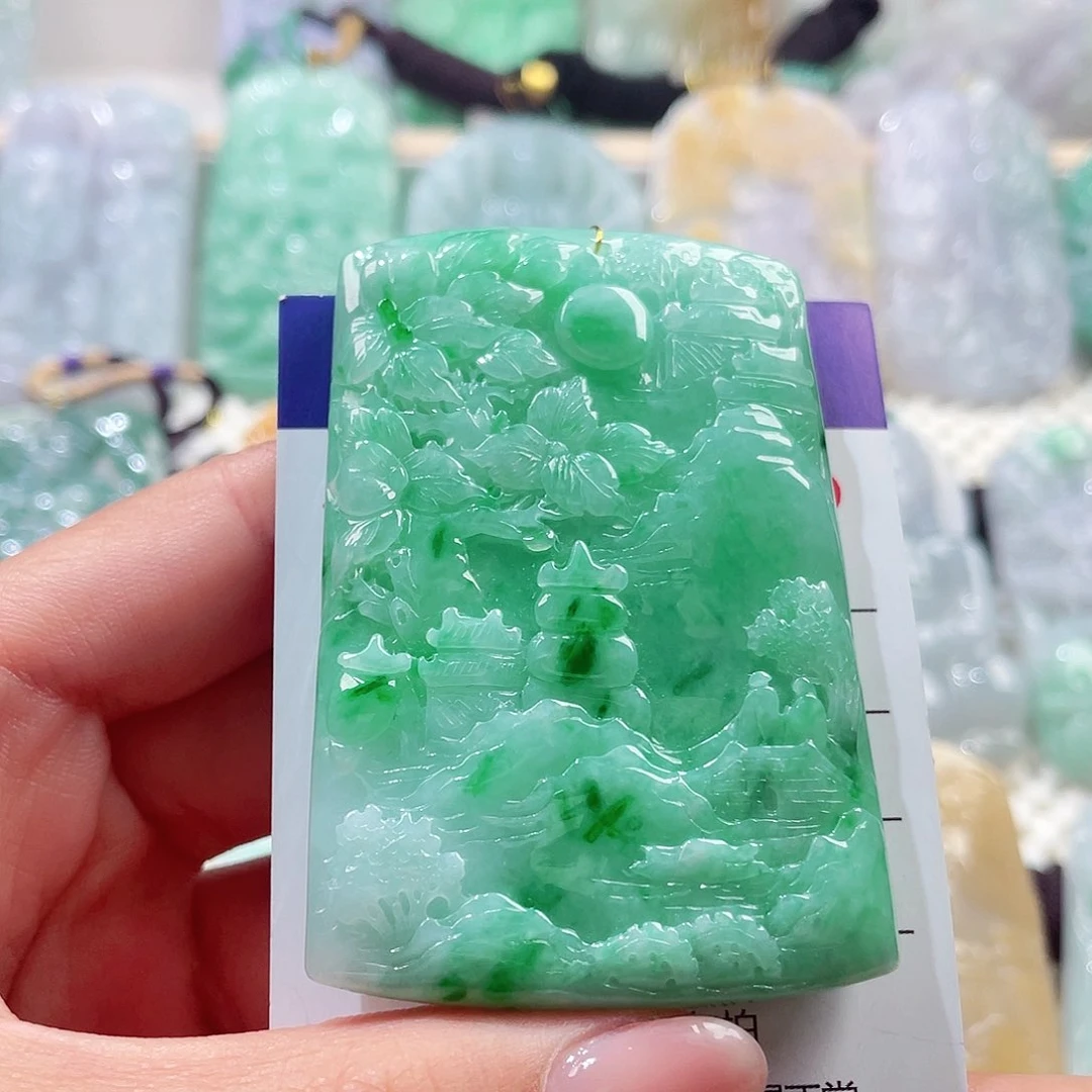 颈饰未镶嵌翡翠山水