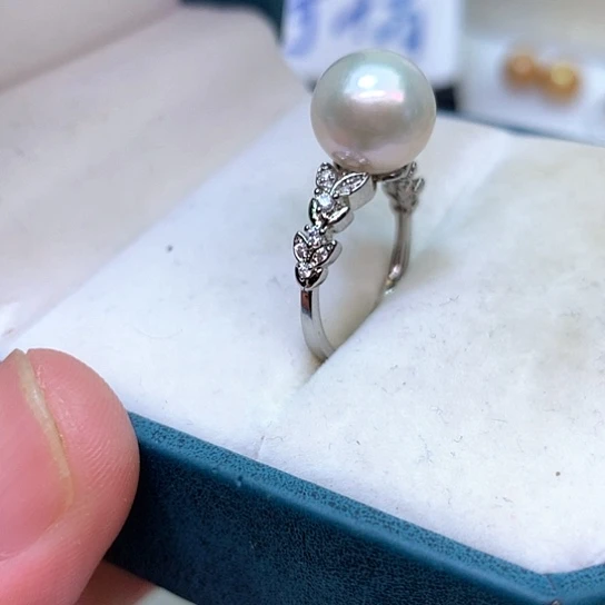 银S925镶嵌淡水珍珠耳饰