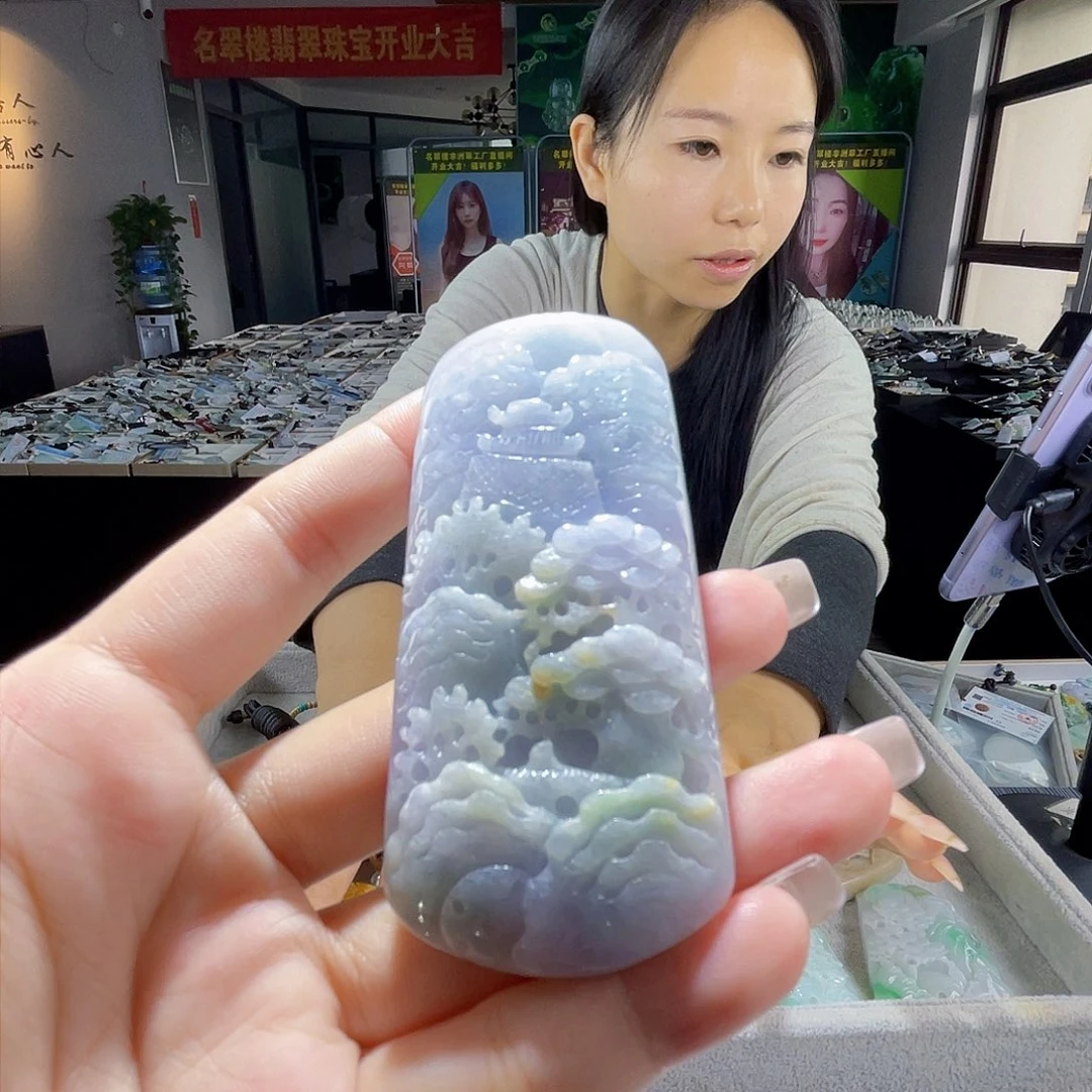 颈饰未镶嵌翡翠一