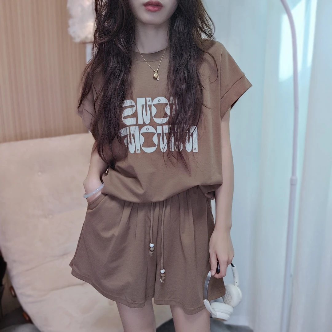 设计感运动服套装洋气时尚宽松显瘦短袖阔腿短裤休闲 2610