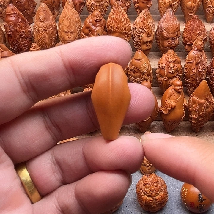 吊坠橄榄核三通一颗