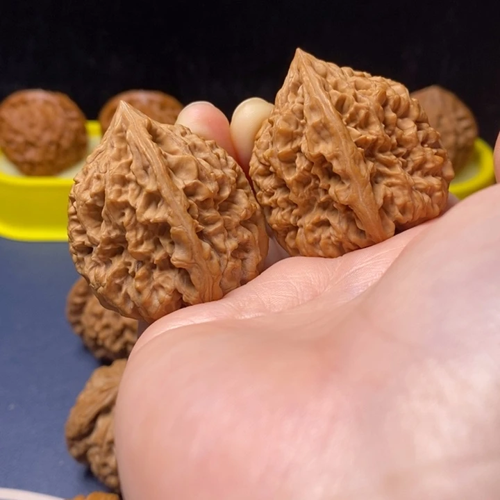 文玩核桃把件37野生不知名