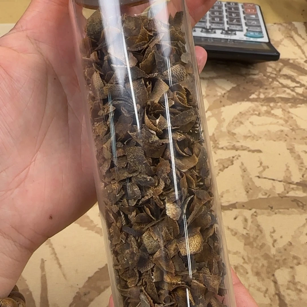 沉香手把件白棋切片多样性发货1份30克