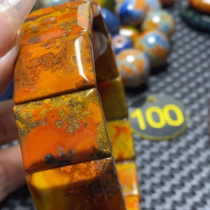 云***帆玛瑙/玉髓未镶嵌颈饰