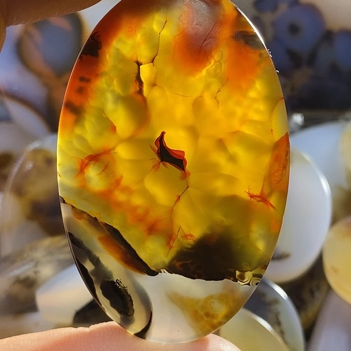 未镶嵌颈饰玛瑙/玉髓