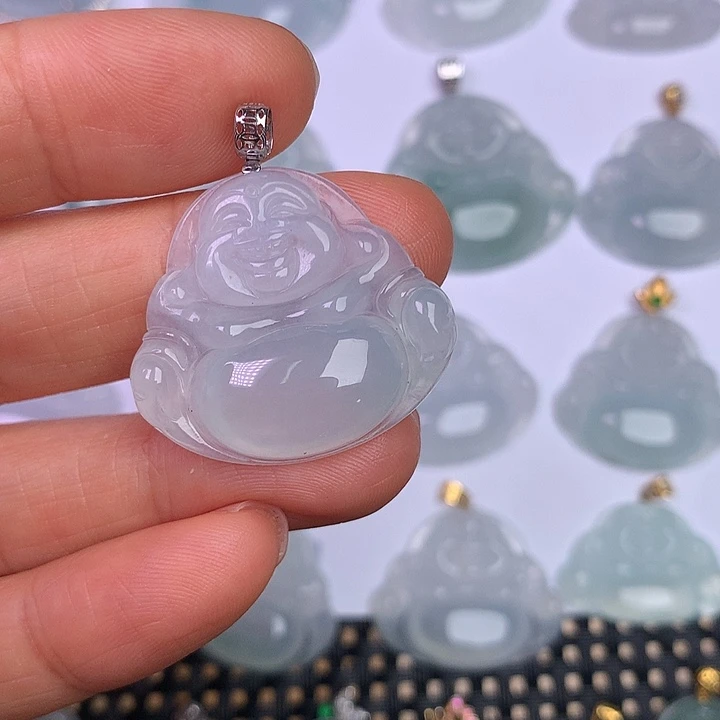 翡翠18K金镶嵌颈饰缅甸翡翠A货