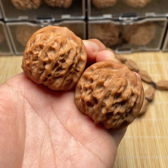 【闪购商品】把件文玩核桃天地………