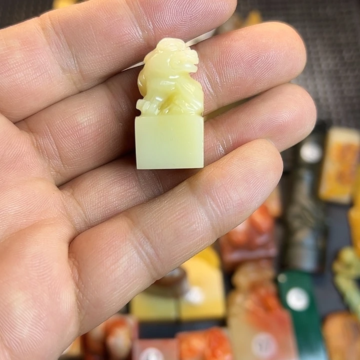 昌化石印石吉祥如意