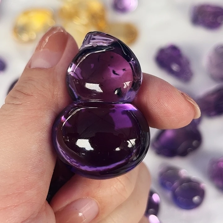 未镶嵌颈饰水晶小*